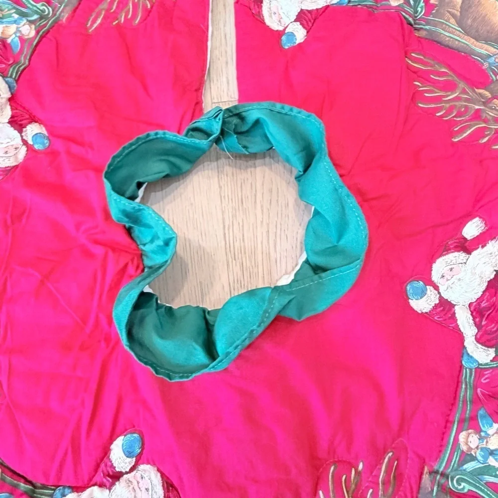 Vintage Christmas Tree Skirt Square 36x34 Santa & Reindeer Ruffles Red Green